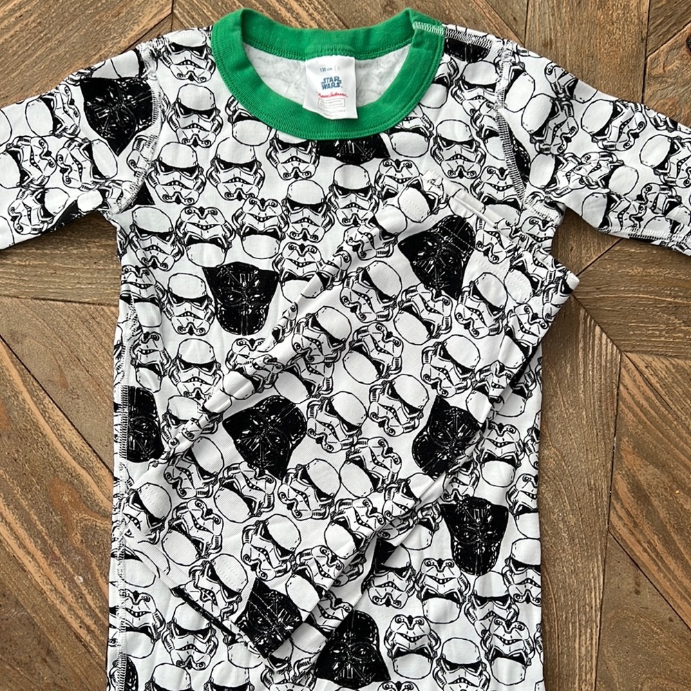 Hanna Anderson Star Wars short sleeve with shorts pj set. Excellent condition!